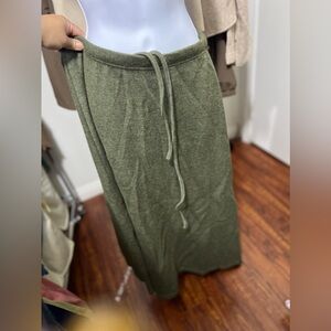 OGL Cashsoft Elastic Waist A-Line Midi Skirt